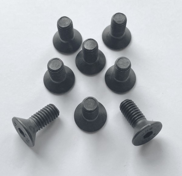 set of 8 screws for the VM120 chuck